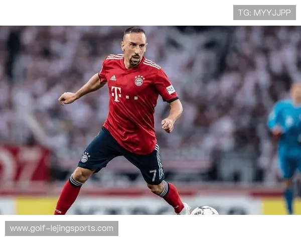 足球球星四件套全景展示集锦经典瞬间及独特设计解析